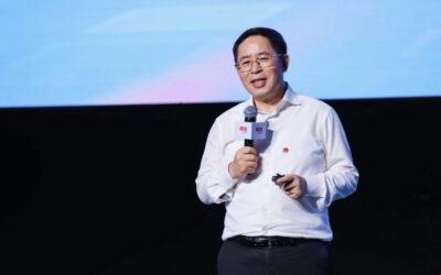 王文京：讓AI在企業落地